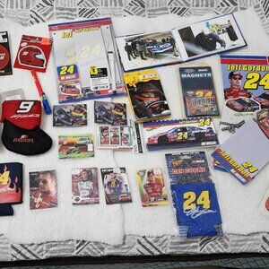 Jeff Gordon Memorbelia, Lots of items in this grouping.